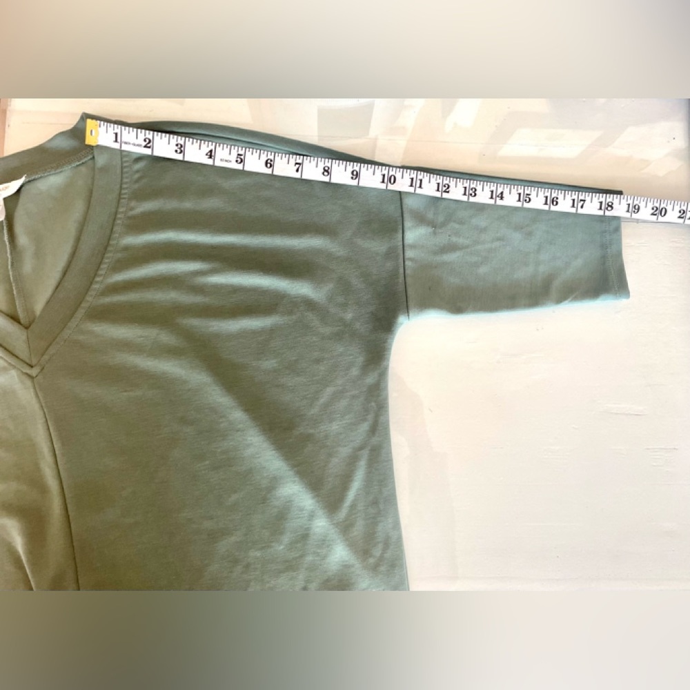 CABLE & GAUGE STUDIO V NECK BATWING SLEEVE LOOSE GREEN PULLOVER LAST SALE PRICE - Picture 5 of 5